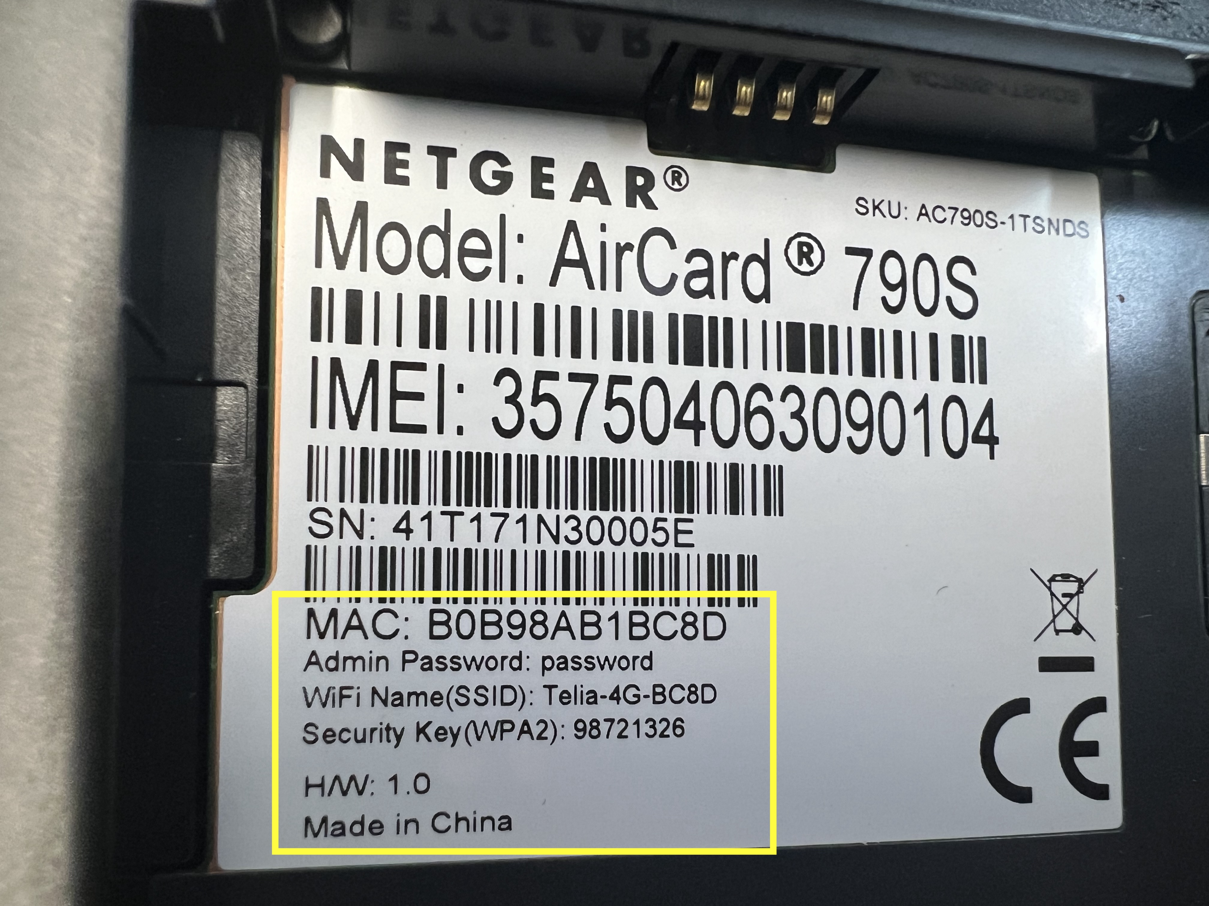 Battery gold pin alignment