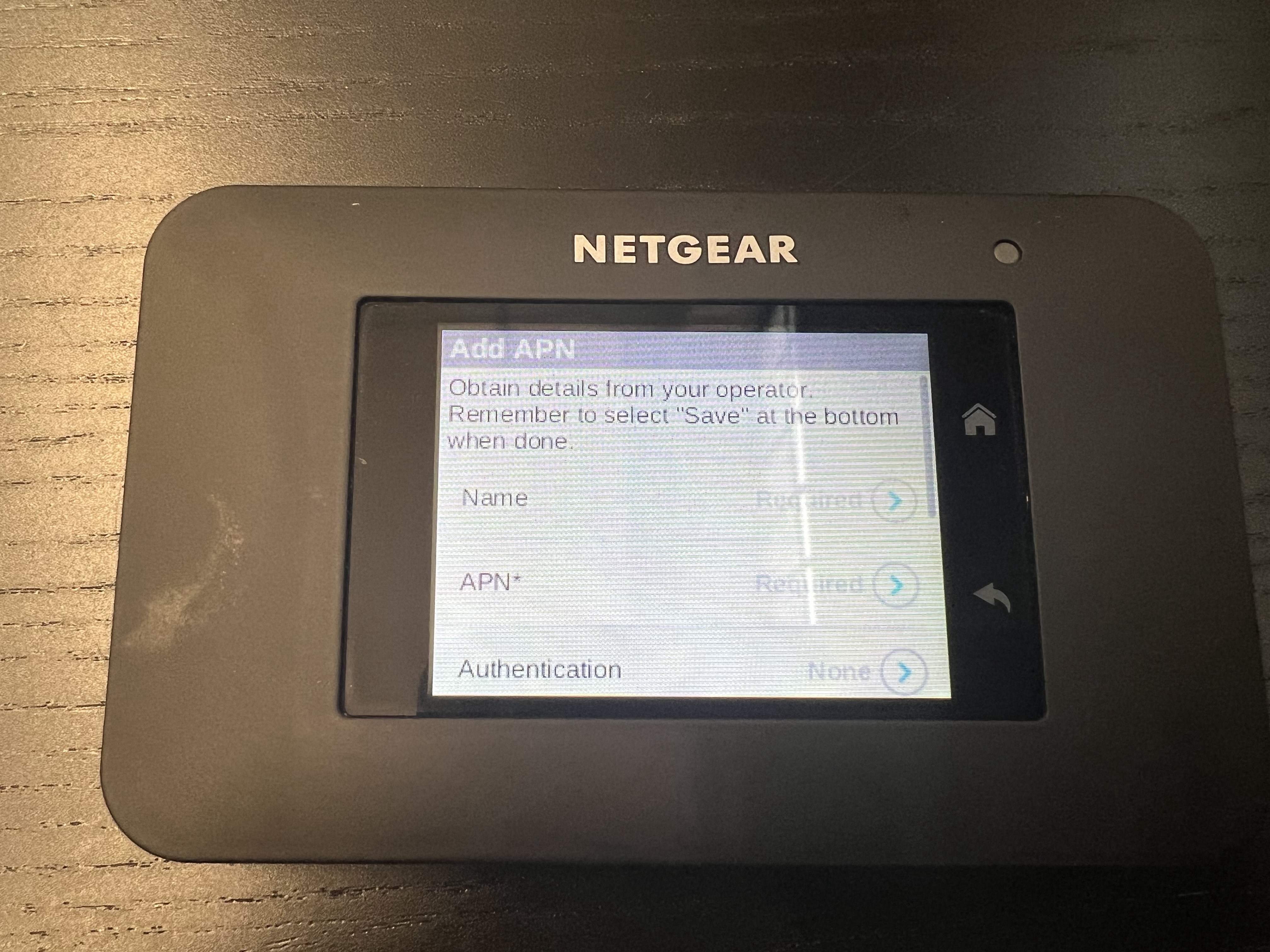 NETGEAR AirCard touchscreen interface